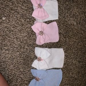 4 new born hats